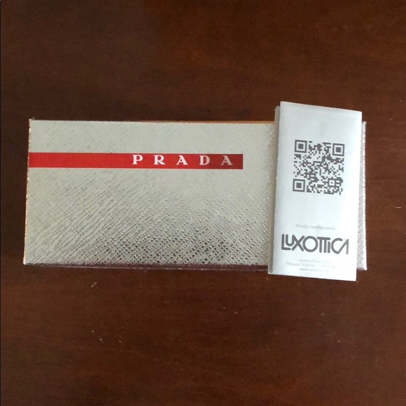 Prada sunglasses - Picture 6 of 6